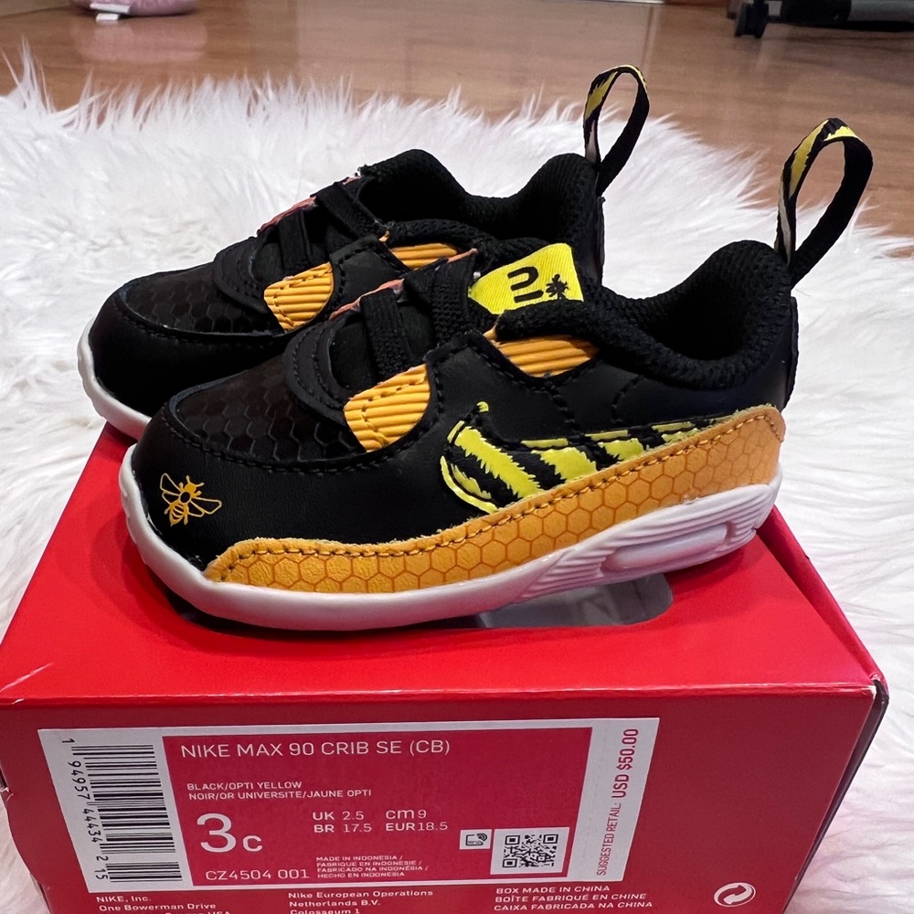 Nike 3c bees crib shoes